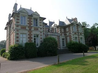 Château de la Plinguetière Le château de la Plinguetière